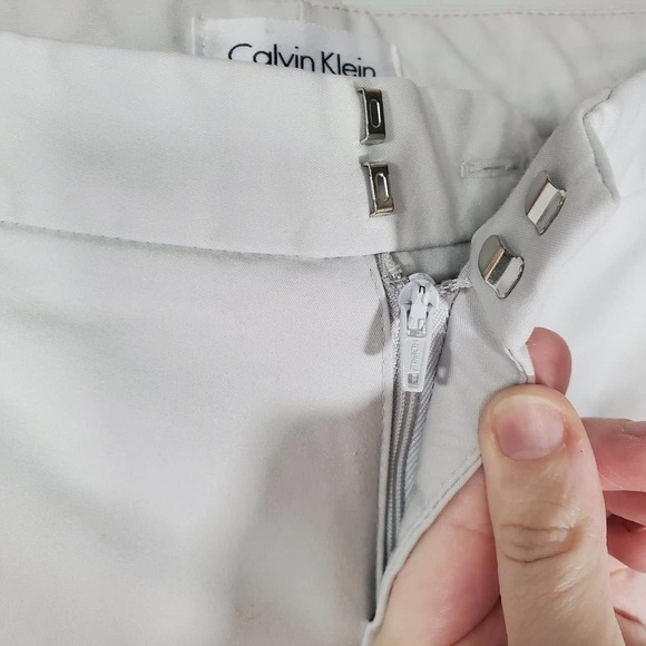 Calvin Klein Flat Front Khaki Trousers Slacks Tan Size 2 - Picture 3 of 11